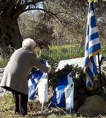 Κατέθεσαν στεφάνια στην «Στέρνα Πανού»  προς τιμήν των πεσόντων της Ελληνικής επανάστασης (φωτογραφίες) 17858148 1125168394261925 1598324962 n 1