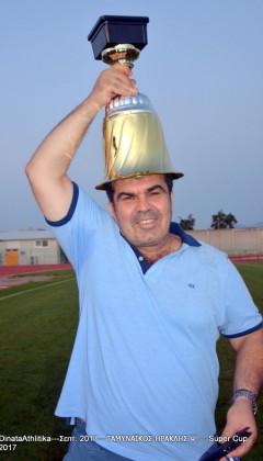 Ο Βασίλης Ηλιάδης φόρεσε «καπέλο» το Κύπελλο του Ηρακλή Ψαχνών ! DSC 0542  1 1