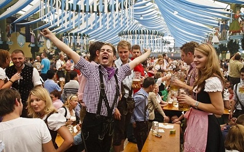 «Οctoberfest: Απ την ζωή για την ψυχή και απ την ψυχή για την χαρά» Oktoberfest II travel getty xlarge
