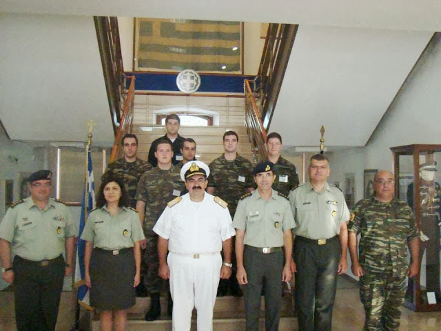 Ο ΥΠΑΡΧΗΓΟΣ ΤΟΥ ΓΕΕΘΑ ΣΤΟ ΠΟΛΕΜΙΚΟ ΜΟΥΣΕΙΟ ΘΕΣΣΑΛΟΝΙΚΗΣ