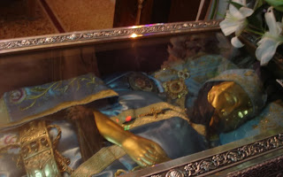 ΕΚΛΕΨΑΝ ΤΗΝ ΖΩΝΗ ΑΠΟ ΤΟΝ ΑΓΙΟ ΙΩΑΝΝΗ ΤΟΝ ΡΩΣΣΟ ΚΑΙ ΔΕΝ ΕΠΑΙΡΝΕ ΜΠΡΟΣ ΤΟ ΛΕΩΦΟΡΕΙΟ ΝΑ ΦΥΓΟΥΝ