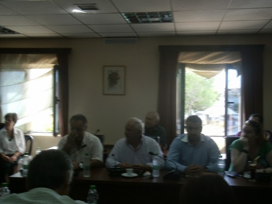 " ΚΑΘΕ ΑΡΧΗ ΚΑΙ ΔΥΣΚΟΛΗ..."