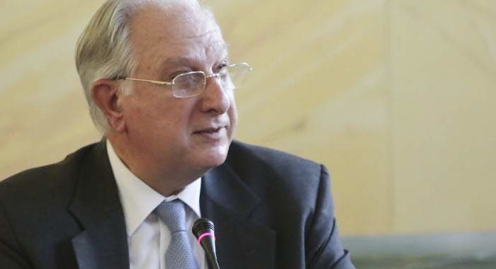 Πρόεδρος του ΣτΕ: Καταγγέλλω Κοντονή για «ωμή» παρέμβαση στη Δικαιοσύνη