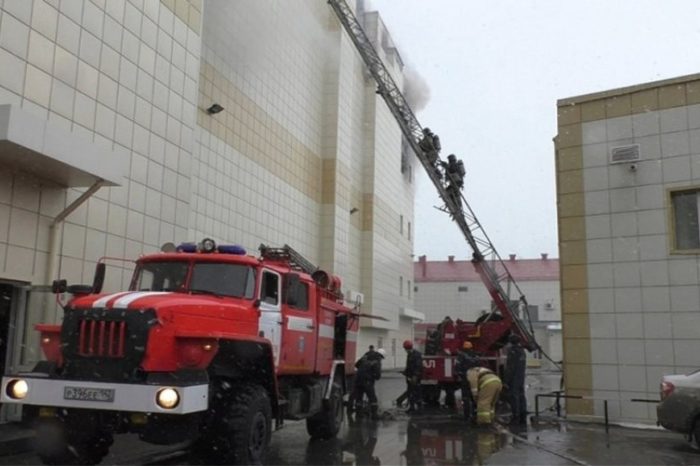 Ανείπωτη τραγωδία στη Ρωσία: 41 παιδιά νεκρά από πυρκαγιά σε εμπορικό κέντρο!