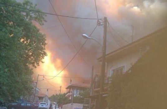 Φωτιά στο Κοντοδεσπότι:Εκκενώθηκαν χωριά-Καίγονται σπίτια-Σε κατάσταση εκτάκτου ανάγκης ο Δήμος Διρφύων Μεσσαπίων-Δεύτερη ημέρα μάχης με τις φλόγες (φωτογραφίες-video)