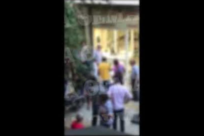 Βίντεο- σοκ από την απόπειρα ληστείας στην Ομόνοια με νεκρό το δράστη