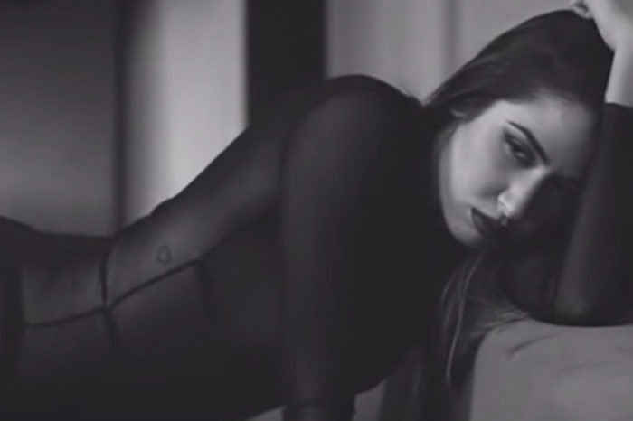 Η Έλενα Κρεμλίδου  γκρεμίζει το internet με γυμνή φωτογράφιση στο  ελληνικό Playboy   (video)