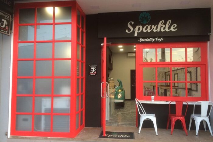 Ζητείται προσωπικό  για εργασία από το Cafe «Sparkle»
