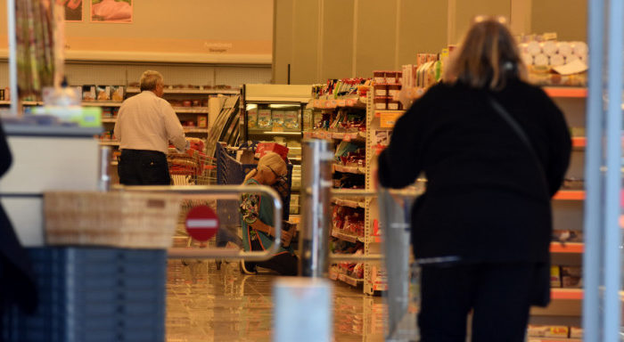 Κλειστά τις Κυριακές τα σούπερ μάρκετ και καταστήματα που πωλούν τρόφιμα -Τα νέα ωράρια