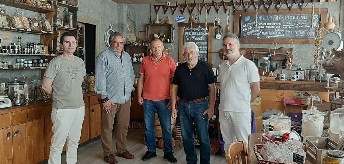 Επίσκεψη συντονιστή αποκεντρωμένης Διοίκησης Θεσσαλίας-Στερεάς Ελλάδος στην εταιρεία «Mανιτάρια Δίρφυς»