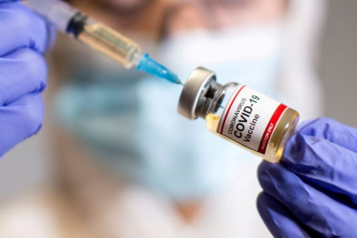 Τέταρτη δόση εμβολίου: Ανοίγει τη Δευτέρα η πλατφόρμα – Ισχυρή σύσταση για τους άνω των 60