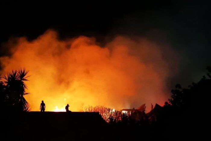 Πισσώνας: Πτηνοτροφείο άρπαξε φωτιά
