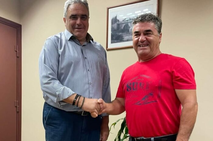 Ο Δημήτρης Ξύγκης Υποψήφιος με τον Γιώργο Ψαθά
