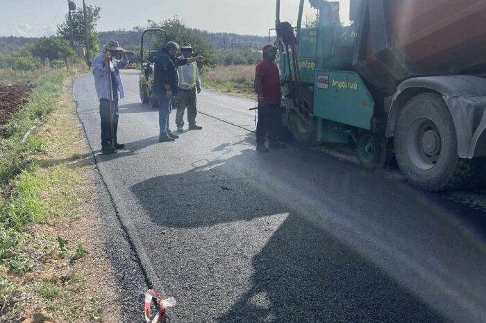 Ψαχνά:Ξεκίνησε η ασφαλτόστρωση του αγροτικού δρόμου προς τον Προφήτη Ηλία