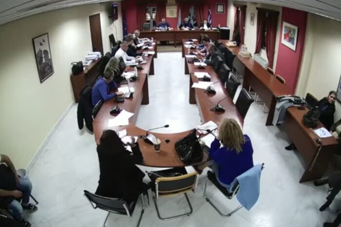 Η συνεδρίαση του Δημοτικού συμβουλίου του Δήμου Διρφύων Μεσσαπίων (video)