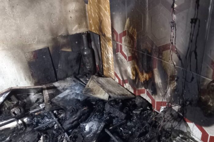Φωτιά  σε σπίτι στην Μακρυκάπα.Τραυματίστηκε ηλικιωμένη γυναίκα