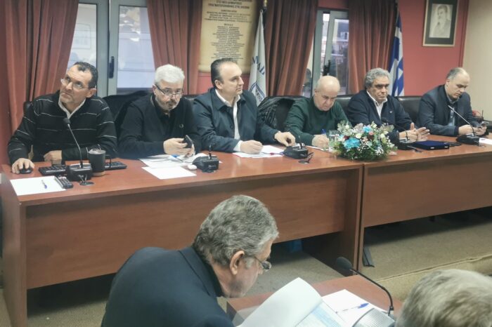 Live η συνεδρίαση της ΠΕΔ στα Ψαχνά