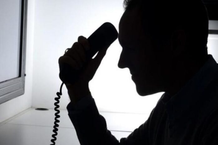 Ψαχνά:Τον πήραν τηλέφωνο και του είπαν ότι ο γιος του τράκαρε με σκοπό να του αποσπάσουν χρήματα
