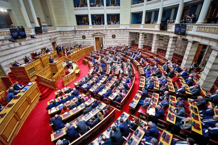 Ποιοι μπαίνουν στη Βουλή αν οι 11 «Σπαρτιάτες» βουλευτές κηρυχθούν έκπτωτοι -Μεγάλες ανατροπές