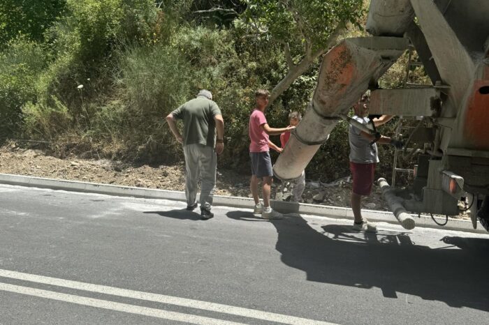 Συνεχίζονται οι αναπλάσεις της Στενής (φωτό)