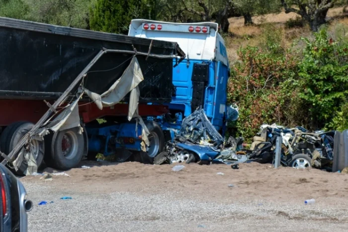 Τροχαίο στη Μεσσηνία: Φρουρούμενος νοσηλεύεται ο οδηγός της νταλίκας - 4 νεκροί, ανάμεσά τους δύο παιδιά