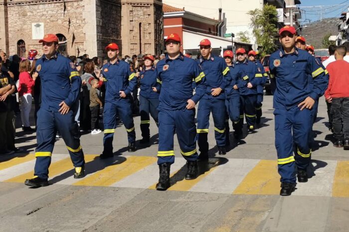 Ο ΣΕΔΔΔ Ψαχνών παρελαύνει στη Χαλκίδα