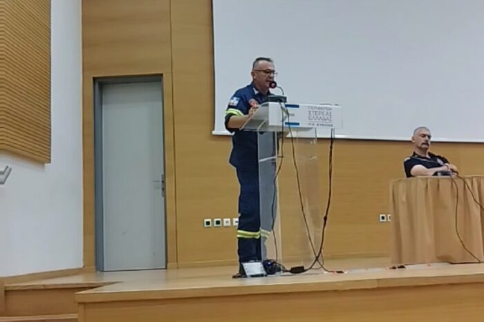 Σπύρος Ραπτάκης:«Δήμαρχοι και Αντιδήμαρχοι χρησιμοποιούν Πυροσβεστικά οχήματα για να σουλατσάρουν και να βγάζουν φωτογραφίες στις φωτιές»