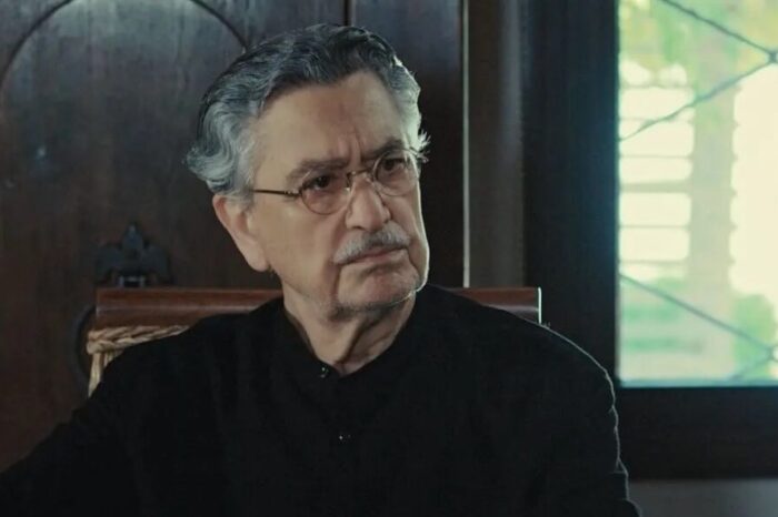 Πέθανε ο Νίκος Γαλανός