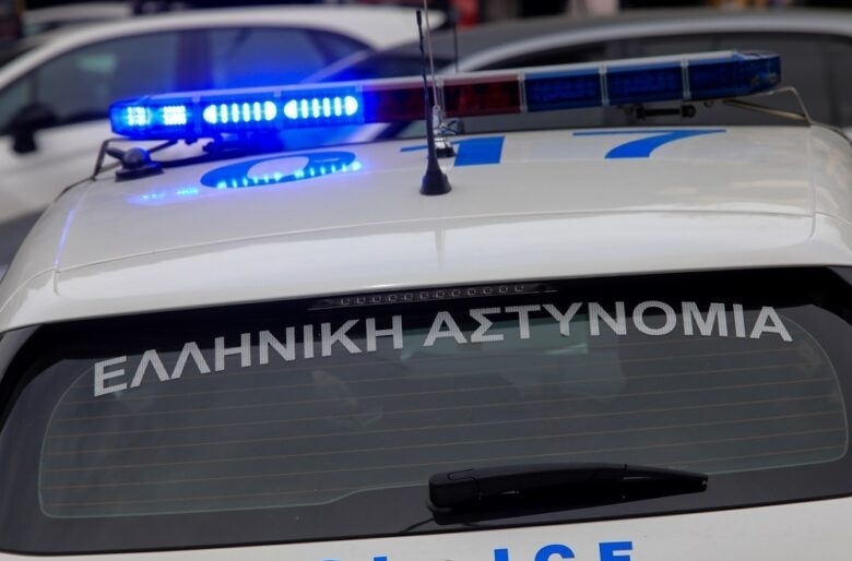 Αυτοπυρπολήθηκε γυναίκα έξω από την Αίγλη Ζαππείου