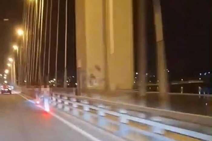 Κυκλοφορούσαν με  ηλεκτρικά πατίνια στις 23:30 το βράδυ στην υψηλή γέφυρα Χαλκίδας