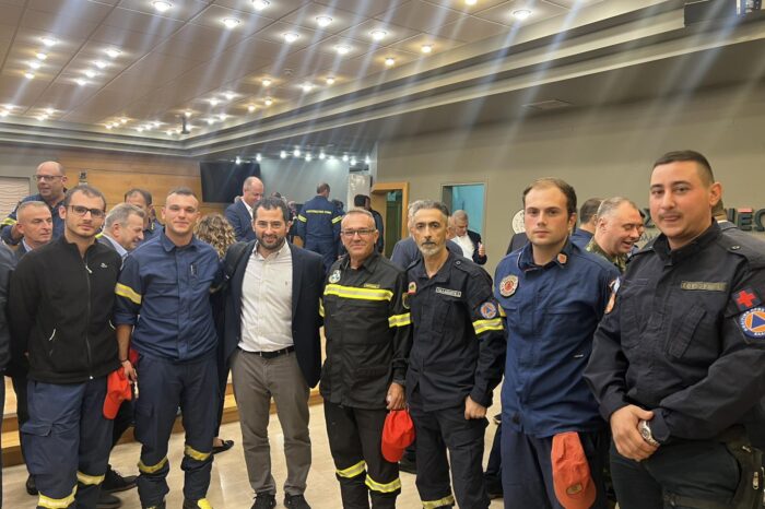 ΣΕΔΔΔ Ψαχνών και ΕΟΠΚΕ Φύλλων συμμετείχαν στη σύσκεψη των φορέων και των υπηρεσιών στη Λαμία για τον προγραμματισμό της χειμερινής περιόδου - Έρχονται ριζικές αλλαγές για τις εθελοντικές οργανώσεις (video)