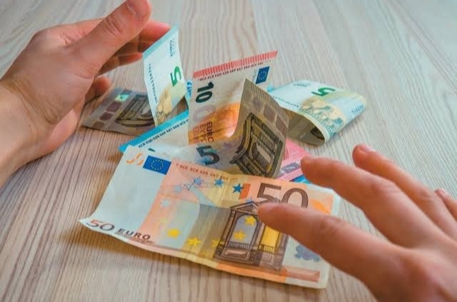 Έκτακτο επίδομα Πάσχα 2026: Η οριστική απόφαση του Υπουργείου Εθνικής Οικονομίας